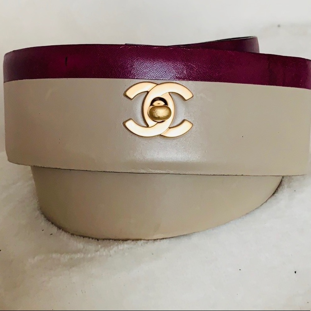 CHANEL Calfskin Leather Bi Color Turnlock CC Belt